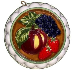 8.5" VTG Gailstyn Sutton Towle Ceramic jello mold fruit wall decor